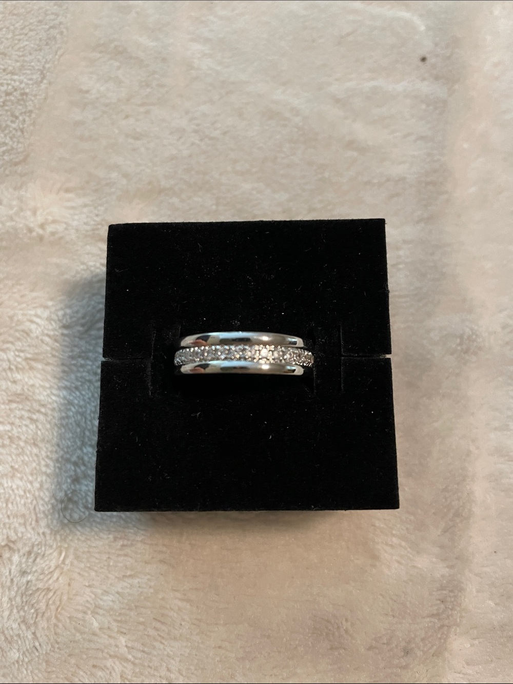 Trendy Women's Band Ring